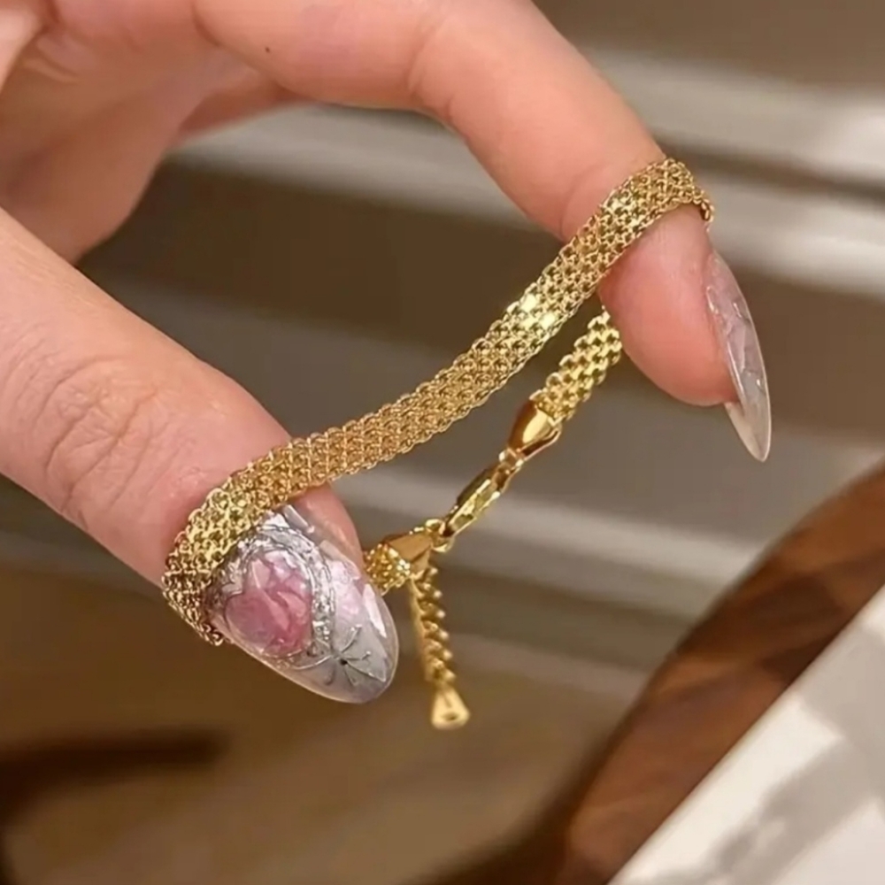 Elegant Gold-Tone Bracelet Set - Picture 4 of 5